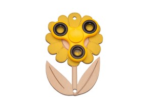 Dekor żółty kwiatuszek i żółty spinner do tablicy manipulacyjnej.  