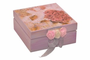 Drewniane pudełko decoupage na prezent na Dzień Nauczyciela. 