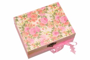 Kuferek, organizer w róże decoupage na na małe i duże skarby.