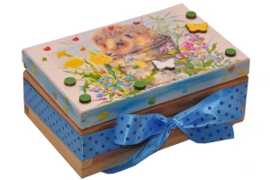Pudełko DECOUPAGE na prezent, pudełeczko z jeżykiem - pastelowy wzór. 