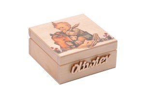 Małe pudełeczko - prezent dla chłopczyka + imię.