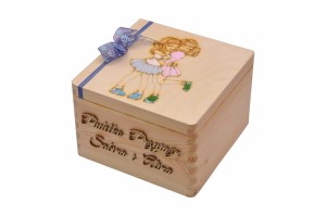 Malowany ręcznie kuferek dla przyjaciółki grawer - hand made.