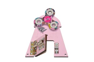 Wiatrak i spinner Barbie do tablicy manipulacyjnej.