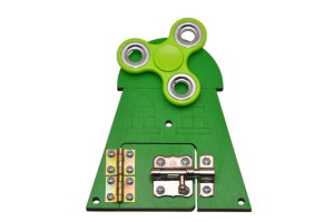 Wiatrak zielony z zasuwką z zielonym spinnerem do tablicy manipulacyjnej.     