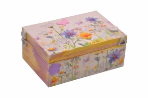 Szkatułka decoupage z motywem polnych kwiatów prezent na urodziny, imieniny.  